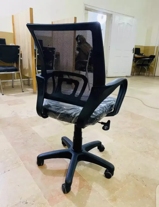 Office%20Chair-%20office%20Revolving%20chair-mesh%20back%20chair%20-%20Image%203
