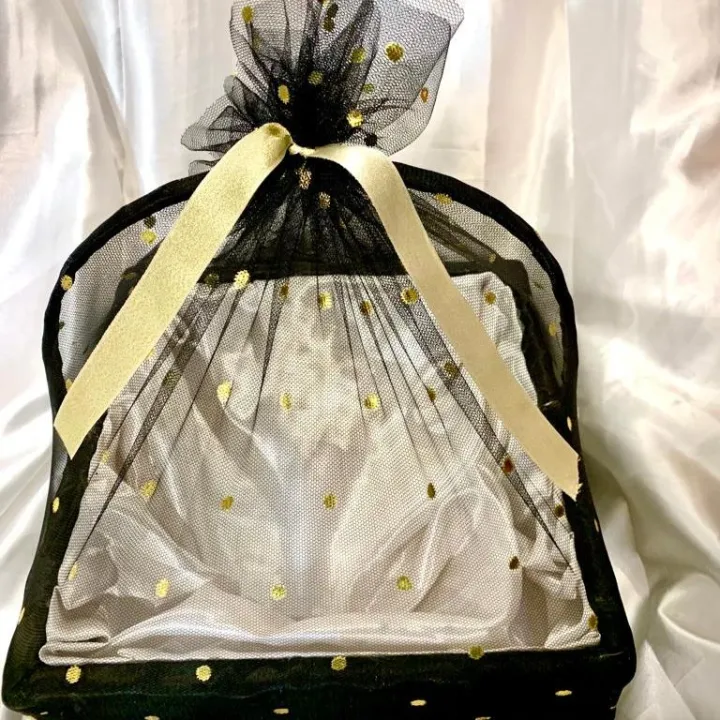 Square%20Empty%20Gift%20Basket%20with%20Colorful%20net%20Wrap%20Best%20for%20Birthday/Anniversary/Wedding/Gift%20By%20Maxify%20Store%20-%20Image%203