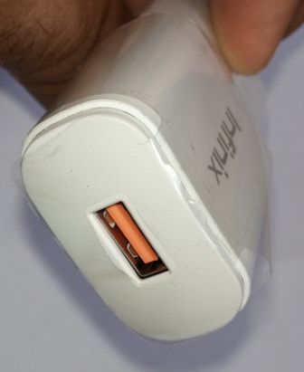 Infinix%20Fast%20Charger%20Original%20Adapter%20and%20Cable%20for%20All%20Models%20-%20Image%203