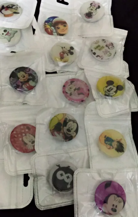 Mobile%20holder%20stand%20symbol%20pop%20socket%20phone%20holder%20popsockets%20stand%20by%20Meerub%20collection%20-%20Image%204