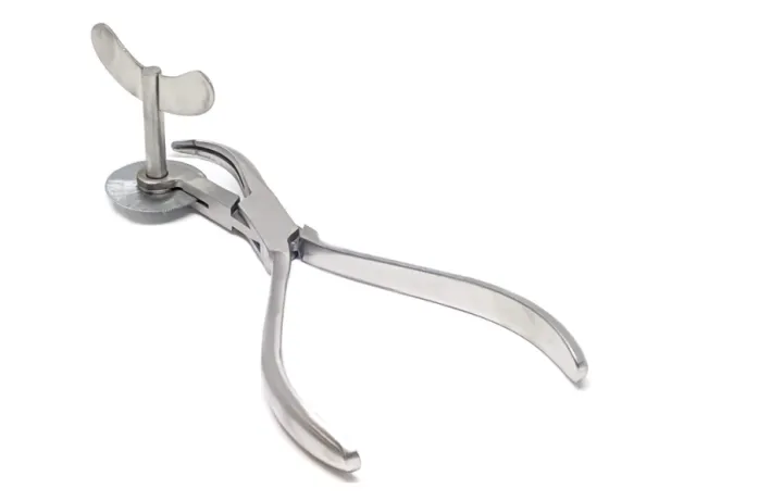 Large%20Ring%20Cutting%20Plier%20%E2%80%93%20Heavy%20Duty%20Ring%20Cutter%20Tool%20for%20Medical%20&%20Jewelry%20Use%20Oversized%20Ring%20Cutter%20Pliers%20%E2%80%93%20Precision%20Tool%20for%20Removing%20Metal%20Rings%20Safely%20-%20Image%203