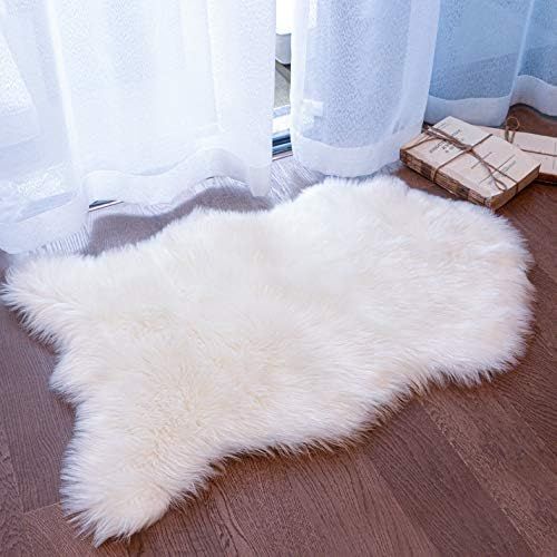 Faux Sheepskin Rug Ivory White Sheep Foot Door Mat Rug 2ft x 3ft