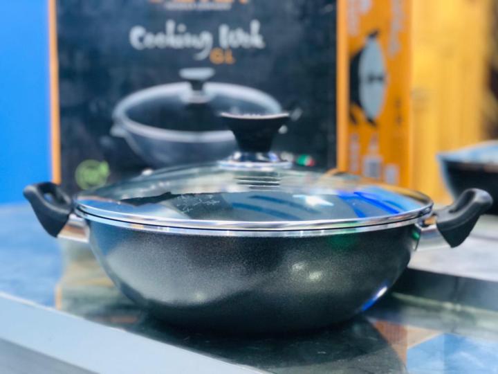 Non Stick Cookware Wok With Lid - Karahi 30 cm (only karahi with lid )