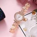 WAT Watch For Women Heart-Shaped 2pcs Bracelet Watch Set Business luxury Diamond Starry Rose Gold Quartz Lady Watch Gift. 