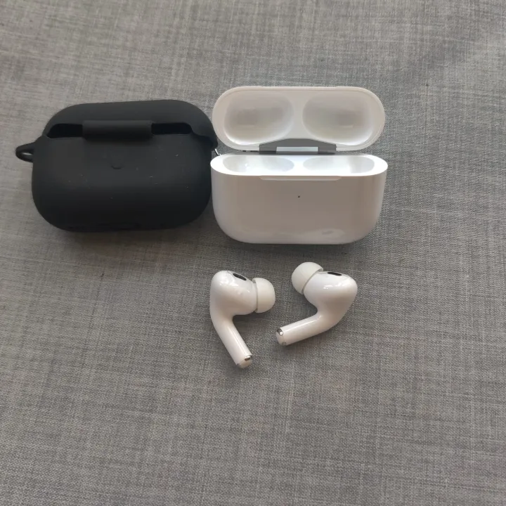 Wireless%20Air%20Pods%20Best%20Sound%20Quality%20And%20Premium%20Packing%20%20with%20case%20-%20Image%205