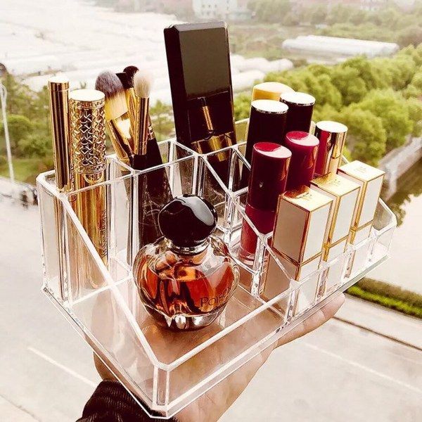 Makeup%20organizer,%20Acrylic%20Makeup%20Stand,%20Cosmetics%20Organizer,%20Lipsticks%20Organizer,%20Makeup%20Brush%20Holder,%20Brush%20Organizer,%20Makeup%20&%20Lipstick%20Organizer%20Made%20in%20China%20Original%20-%20Image%209