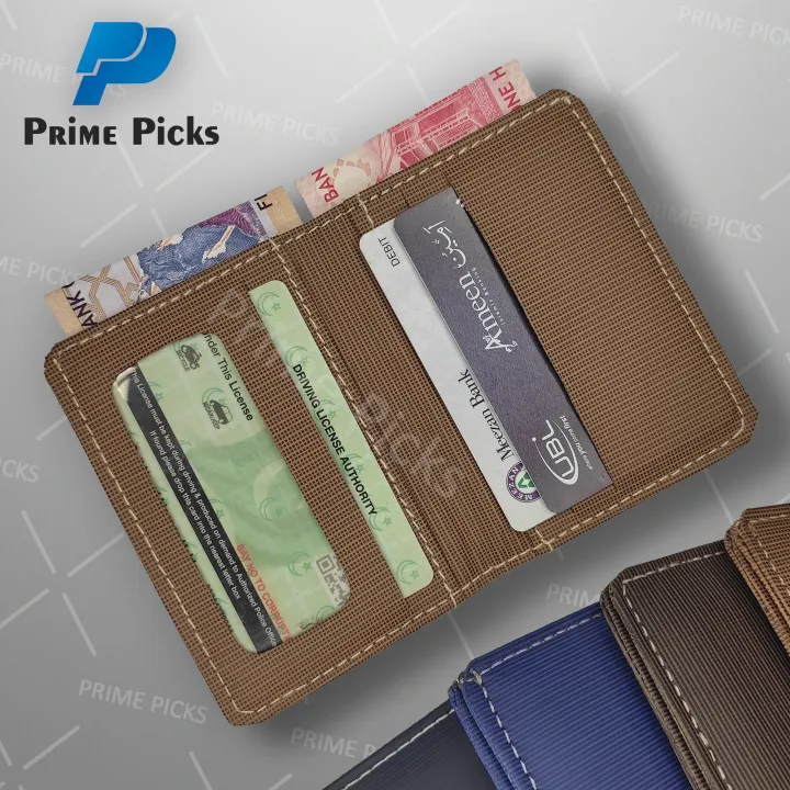 Slim%20and%20Smart%20Card%20Holder%20Wallet%20for%20Men%20and%20Boys%20"Without%20Button"%20-%20Image%204