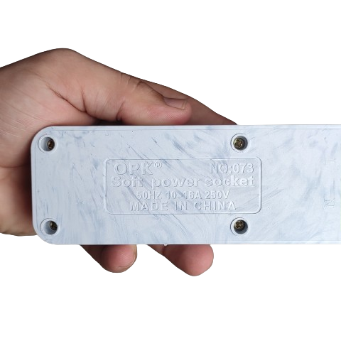 Universal%20Extension%20Board%20Socket%202%20USB%20Ports%20Board%20Plug%203%20Sockets%202%20USB%20Ports%20Fast%20Charging%20Extension%20Board%20Power%20Board%20-%20Image%203