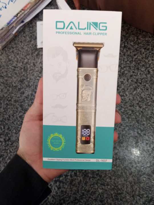 DALING%20DL-1637%20hair%20cutting%20machine%20rechargeable%20barber%20clippers%20professional%20electric%20cordless%20hair%20trimmer%20for%20men%20-%20Image%203