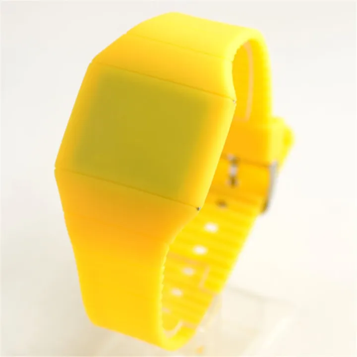 Led%20Sports%20Electronic%20Watch%20Silicone%20Led%20Digital%20Watch%20For%20Toyota%20Cororer%202002%202001%20Yaris%202005%202010%20-%20Image%203