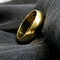 Gold-plated Round plain Challa ring. 