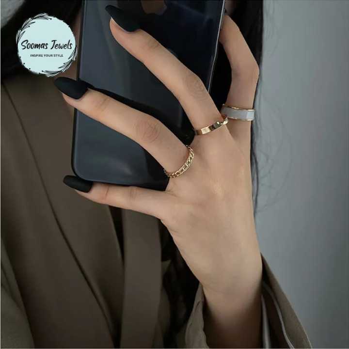 Stylish%20Pack%20of%203%20Rings%20For%20Girls%20Birthday%20Gift%20Punk%20Cool%20Hip%20Pop%20Rings%20Size%20Adjustable%20Alloy%20Rotate%20Ring%20For%20Women%20Party%20Gift%20Black%20Rings%20For%20Girls%20Soomas%20Jewels%20Rings%20-%20Image%204