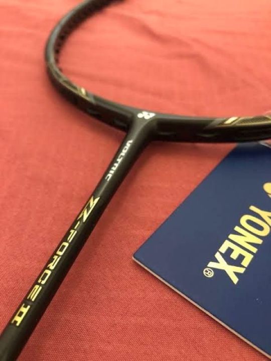 Yonex%20Voltric%20Z%20force%202%20badminton%20racket%2030lbs%20light%20weight%20with%20gut%20and%20grip%20-%20Image%205