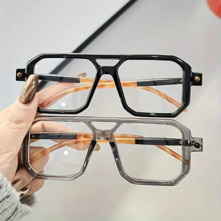 LOOMA%20Blue%20Light%20Filter%20Computer%20Glasses%20for%20Men%20&%20Women%20%E2%80%93%20UV400%20Eye%20Protection%20Eyewear%20%E2%80%93%20Stylish%20Anti-Glare%20Oval%20Full%20Rim%20Frame%20%E2%80%93%20Screen%20Protection%20Glasses%20for%20Laptop,%20Mobile,%20Gaming%20&%20Office%20Use%20%E2%80%93%20Unisex%20Eyewear%20-%20Image%208
