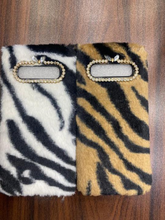 Samsung Galaxy S10 Plus Fuzzy Plush Case for Girls Women Warm Winter Fluffy Furry Plush Soft TPU Shockproof Phone Case