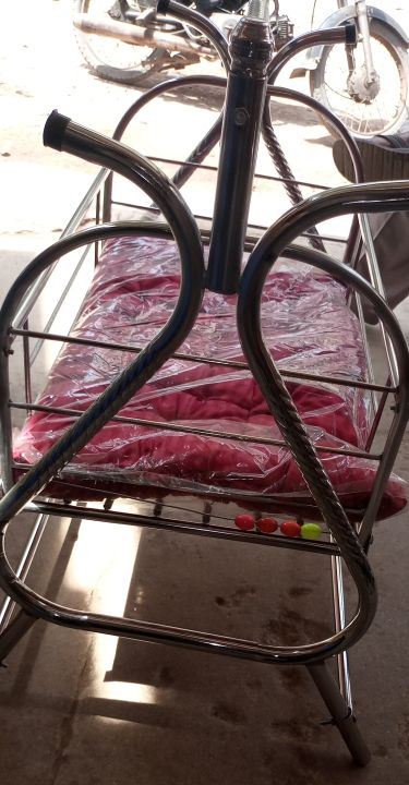 New%20Born%20Baby%20Swing%20Cradle%20with%20Soft%20Mattress%20-%20Image%206