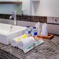 10Pcs Disposable Hotel Toothbrush Portable Travel Toothbrush With Toothpaste Kit. 