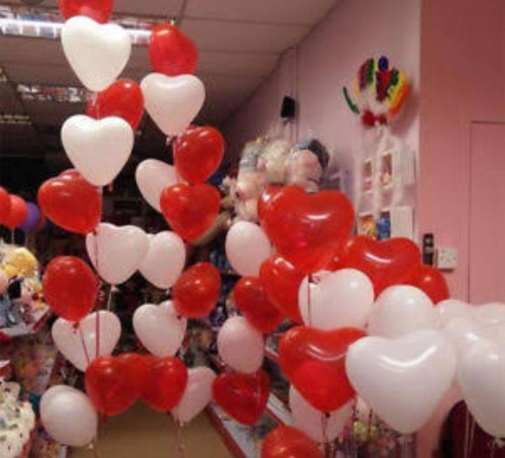 80%20Red%20&%20White%20Heart%20Shaped%20Latex%20Balloons%20For%20Birthday%20,%20Anniversary%20&%20Wedding%20Decoration%20-%20Image%205