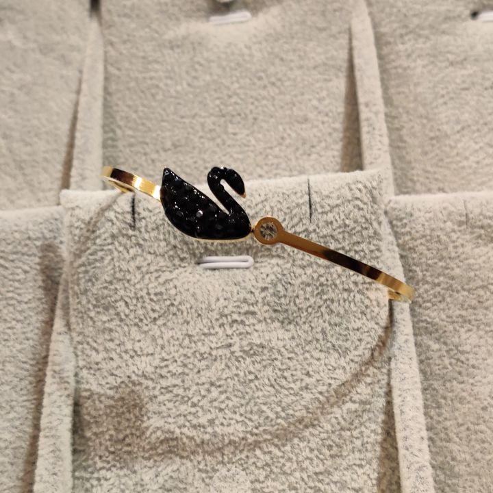 Bracelet%20Stainless%20Steel%20for%20Girls%20Women%20Ladies%20high%20quality%20designer%20bracelet%20Handcuffs%20Jewelry%20by%20Groming0n%20-%20Image%205