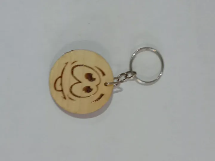 Wooden%20Keychain,%20Laser%20Cut,%20Beautiful%20Finish,%20Smiley%20Face%20-%20Image%202