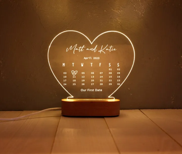 Personalized%20Wedding%20Gift%20-%20Married%20Gifts%20-%20Wedding%20Date%20-%20Mr%20&%20Mrs%20-%20Anniversary%20Gift%20-%20Gift%20for%20Him%20-%20Gift%20for%20Her%20-%20Names%20And%20Date%20-%20Image%206