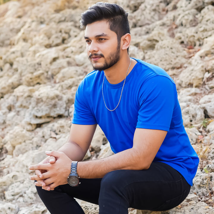 PACK%20OF%203%20PLAIN%20T%20SHIRTS%20IN%20PREMIUM%20QUALITY%20FOR%20MEN%20-%20Image%203