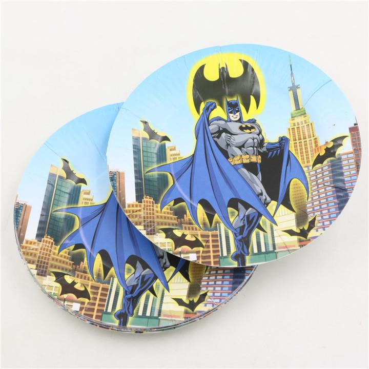 BATMAN PAPER PLATES ( PACK OF 10 PAPER PLATES )