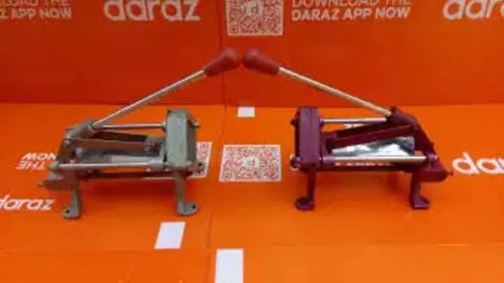 Heavy%20Duty%20Commercial%20Grade%20French%20Fry%20Chips%20Cutter%20Potato%20Slicer%20Sweet%20Potato%20Slicing%20with%20Cutters%20Blade%20for%20Home%20or%20Restaurant%20-%20Image%203