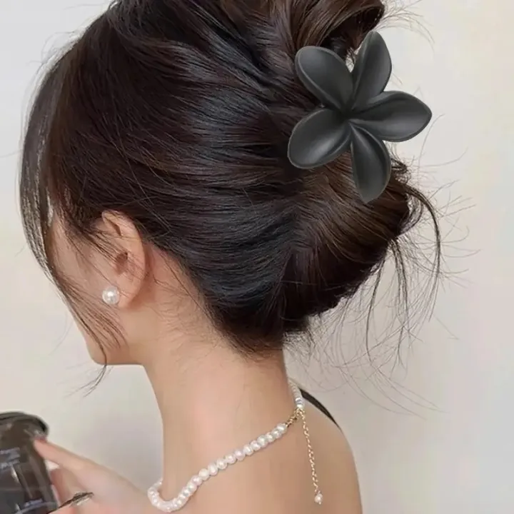 3%20Piece%20Flower%20Claw%20Clips%20Catchers%20Elegant%20Large%20Floral%20Flower%20Design%20for%20Women%20&%20Girls%20%E2%80%93%20Claw%20Clips%20for%20Girl%20%7C%20Colorful%20Floral%20Hair%20Accessories%20for%20Thick%20&%20Thin%20Hair%20Frosted%20Finish%E2%80%93%20Stylish%20Trendy%20Hair%20Clips%20(1,%203,%20or%206%20Pack)%20-%20Image%204