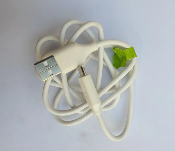 Micro%20USB%202.0%20Fast%20Charging%20Cable%20-%20Image%204