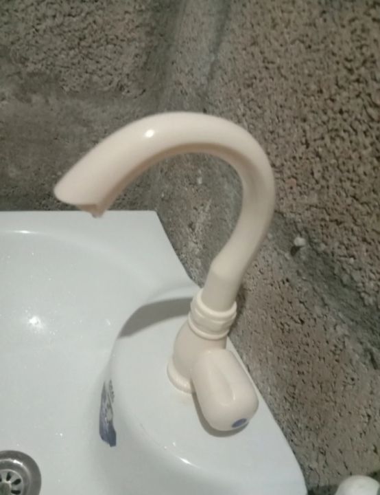 Plastic%20Basin%20Water%20Tap%20Penguin%20Wash,%20Basin%20Side%20Pillar%20Cok%20Water%20Tap%20-%20Image%204