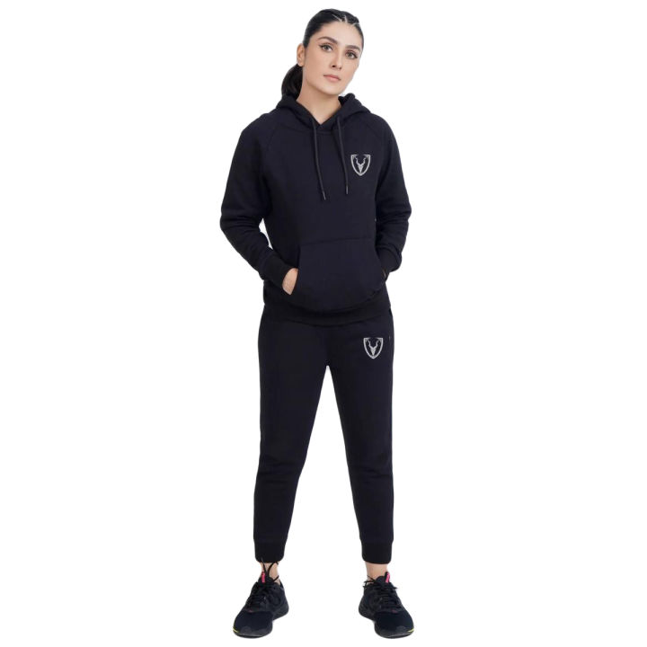 Winter%20Gym%20tracksuit%20for%20Women%20-%20Image%202