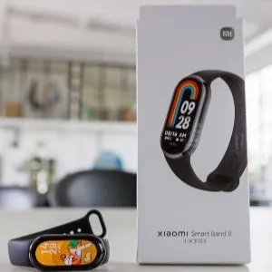 Xiaomi%20MI%20Smart%20Band%208%20Sports%20Activity%20and%20Fitness%20Tracker%20Bands%20with%201.62%20inch%20AMOLED%20Always-On%20Display%20Bluetooth%20V5.1%20LE%20--%20Chinese%20/%20Global%20-%20Image%203