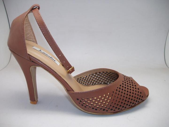 LAEDER%20Women%20Sandal%E2%80%99s%20Leather%20-%20Image%203