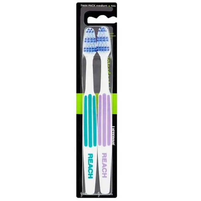 Reach%20Medium%20Toothbrush%20Twin%20Pack%20%7C%20Medium%20bristle%20toothbrush%20twin%20pack%20for%20dental%20care%20%7C%20Original%20-%20Image%202