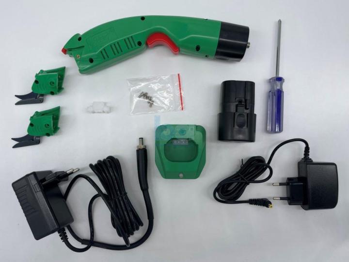 WBT-2%20electric%20scissors%20for%20cutting%20UHMWPE%20UD%20Fabric,%20aramid,%20and%20carbon%20fiber%20material%20-%20Image%208