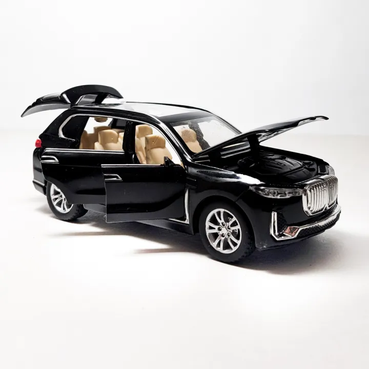 BMW%20X7%20Die-Cast%20Metal%20Toy%20Car,%20Pull%20Back,%20Light%20and%20Music,%20Original%20Pictures%20are%20attached%20-%20Image%204