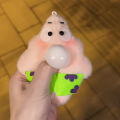 DIY bubble-spitting spongeBob SquarePants Patrick makes his own material packs, squeaky plush doll pendants. 