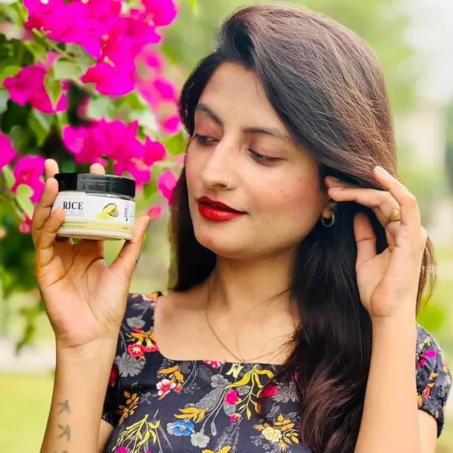 Chiltanpure%20Rice%20Face%20&%20Body%20Scrub%20450ml%20-%20Image%202