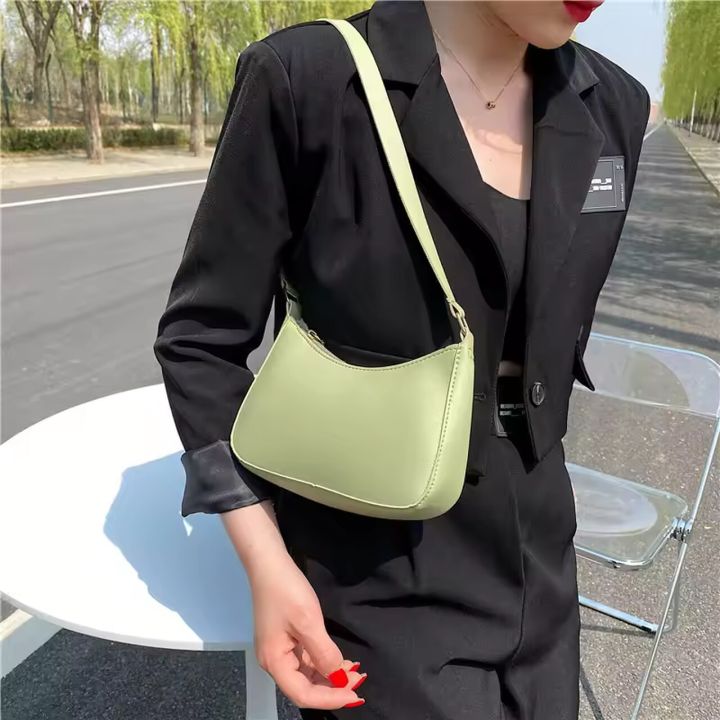 Korean%20Style%20luxury%20Shoulder%20Bag%20for%20Women%20Crescent%20Underarm%20%20Female%20Casual%20Vintage%20Hobos%20bag%20-%20Image%206