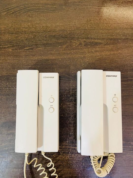 Commax%20Door%20phone%20-%20Intercom%20system%20-%202%20Indoor%20and%201%20Outdoor(Refurbnished)%20-%20Image%202