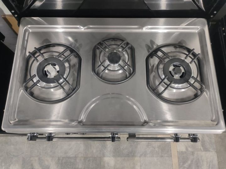 Indus%203%20Burner%20Gas%20Cooking%20Range%20With%20Baking%20Oven%20IG-3412%20-%20Black%20-%20Image%203