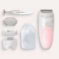 Braun Silk-épil 5-820 Wet & Dry epilator with 3 extras incl. bikini styler.. 