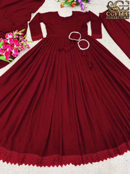 Stylish%20Border%20Lace%20Long%20Frock%20for%20Women%20with%20Dupatta%203-Piece%20-%20Party%20Wear%20Frocks%20for%20Women%20-%20Image%202
