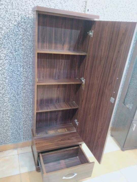 Dressing%20table%20slim%20and%20smart%20dressing%20with%20storage%20-%20Image%202