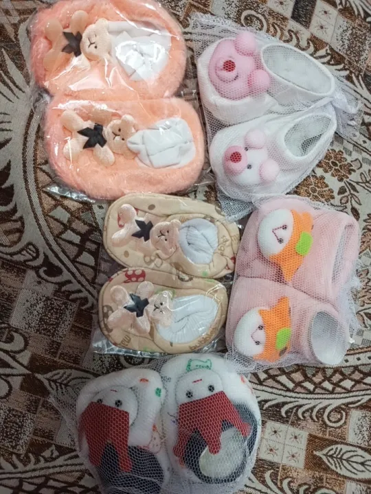 Pack%20of%205%20-%20Baby%202%20in%201%20Socks%20Shoes%20/%20kids%20Toddlers%20Booties%200%20-%2012%20month%20-%20Multicolour%20-%20Image%202