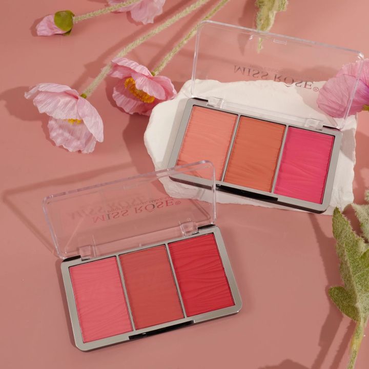 Miss%20Rose%20Professional%203%20Color%20Long%20Lasting%20Hyper%20Glow%20Blusher%20Palette%20(New%20launch)%20-%20Image%203