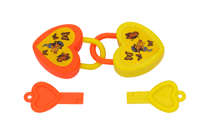 Pack%20of%2010%20Colorful%20Plastic%20Cartoon%20Toy%20Lock%20for%20Kids%20with%20Keys%20Birthday%20Toy%20-%20Image%203