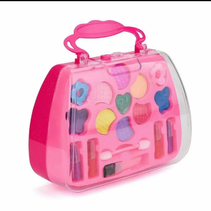 Makeup%20Kits%20For%20Kids%20-%20Toy%20Cosmetic%20Pretend%20Play%20Kit%20For%20Girl%20Gift%20with%20Princess%20Case%20Makeup%20Set%20Kids%20Toy%20-%20Image%202