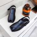 New trending sandals for men / Sandal for men / Peshawari chappal for men. 
